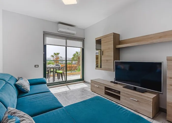 Cozy In El Duque By Altamarhomes *